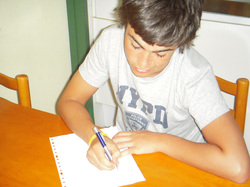 chico grafologia y grafoterapia